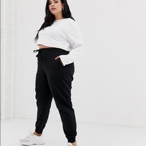 NWT ASOS Curve Joggers 24